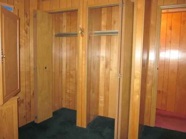 $189,900 | 52484 North Point Drive, Mattawan, MI 49071