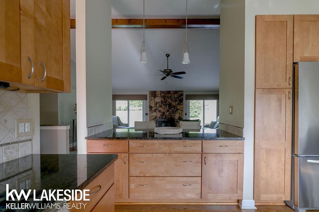 2028 Highsplint Drive Rochester Hills, MI 48307 - Photo 6 of 53