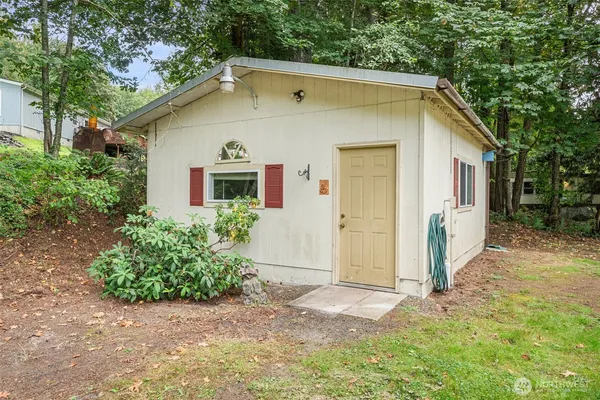 $329,900 | 11 Southeast Fuchsia Avenue, Shelton, WA 98584