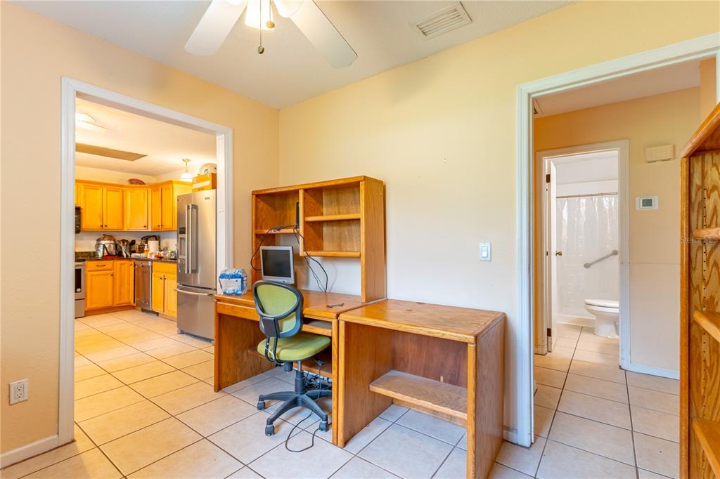 9349 Edison Road Lithia, FL 33547 - Photo 23 of 27