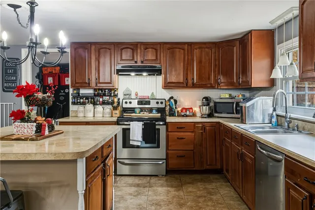 $190,000 | 639 Main Street, Horseheads, NY 14816