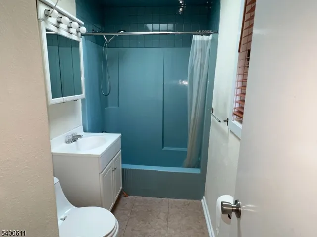 $2,000 | 366 North Harrison Street, Princeton, NJ 08540