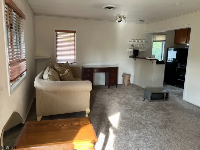 $2,000 | 366 North Harrison Street, Princeton, NJ 08540