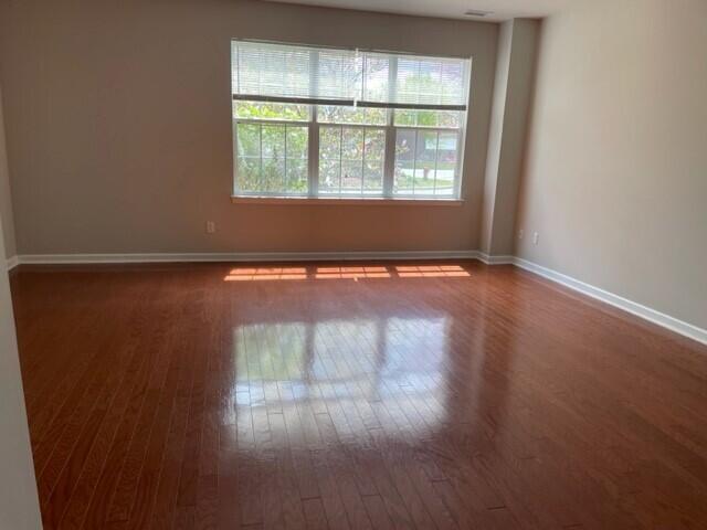 28937 Whitby Drive Romulus, MI 48174 - Photo 12 of 38 liv rm4