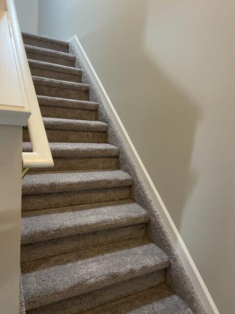 28937 Whitby Drive Romulus, MI 48174 - Photo 15 of 38 stairs
