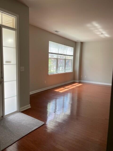 28937 Whitby Drive Romulus, MI 48174 - Photo 3 of 38 Lr
