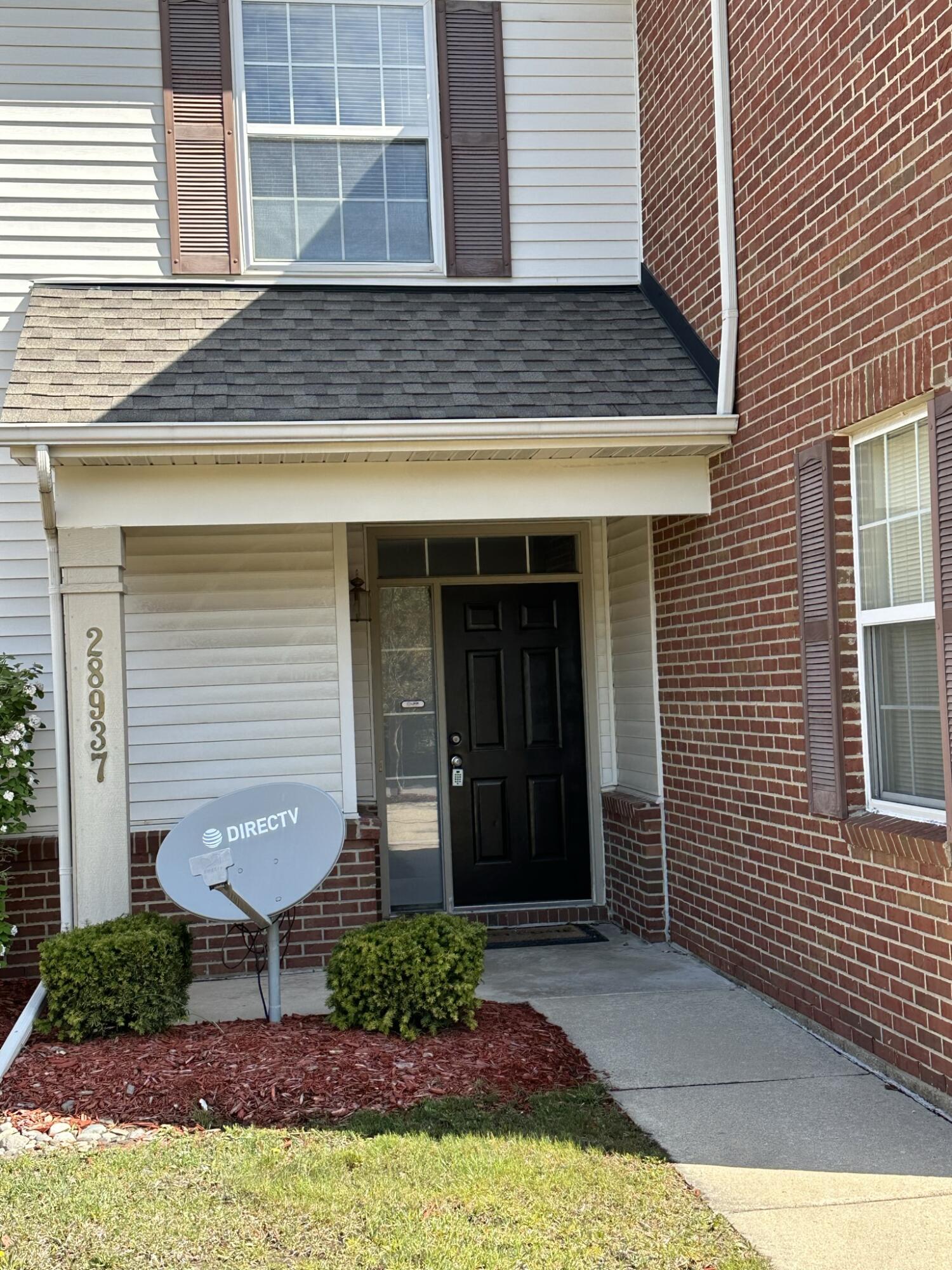 28937 Whitby Drive Romulus, MI 48174 - Photo 36 of 38 IMG_1439