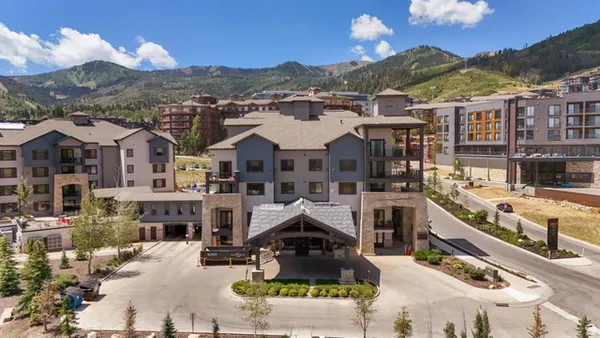 $1,500,000 | 2653 Canyons Resort Drive, Unit 222, Park City, UT 84098