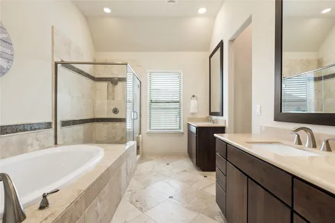$450,000 | 5229 Petty Street, Unit A, Houston, TX 77007