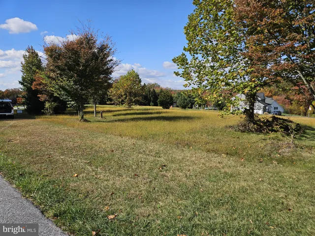 a view of an outdoor space and a yard