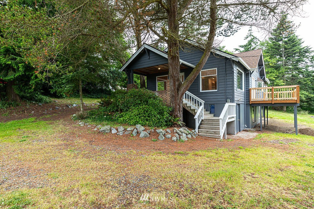1451 North View Road Oak Harbor, WA 98277 - Photo 1 of 34 Gallery Image 1