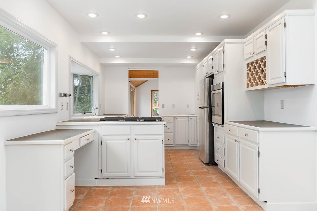 1451 North View Road Oak Harbor, WA 98277 - Photo 15 of 34 Gallery Image 15