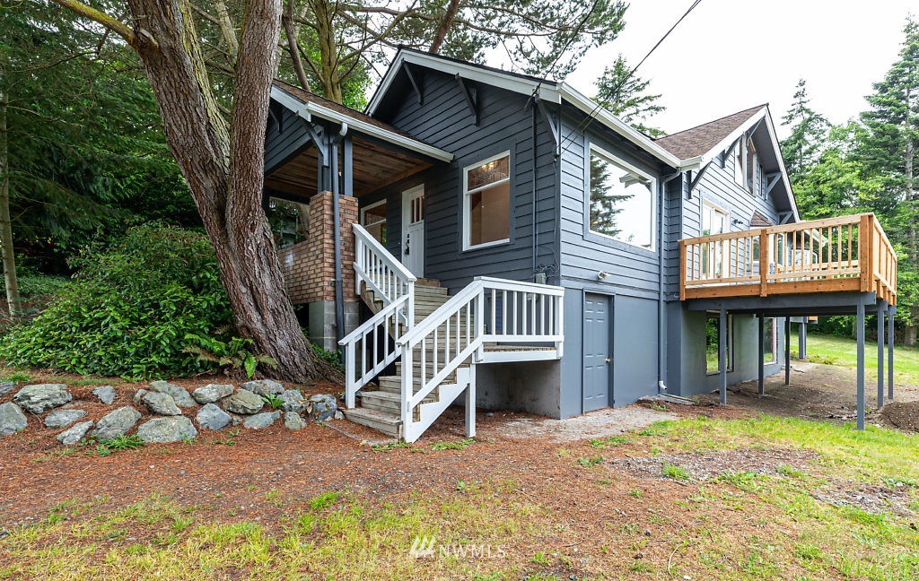 1451 North View Road Oak Harbor, WA 98277 - Photo 3 of 34 Gallery Image 3