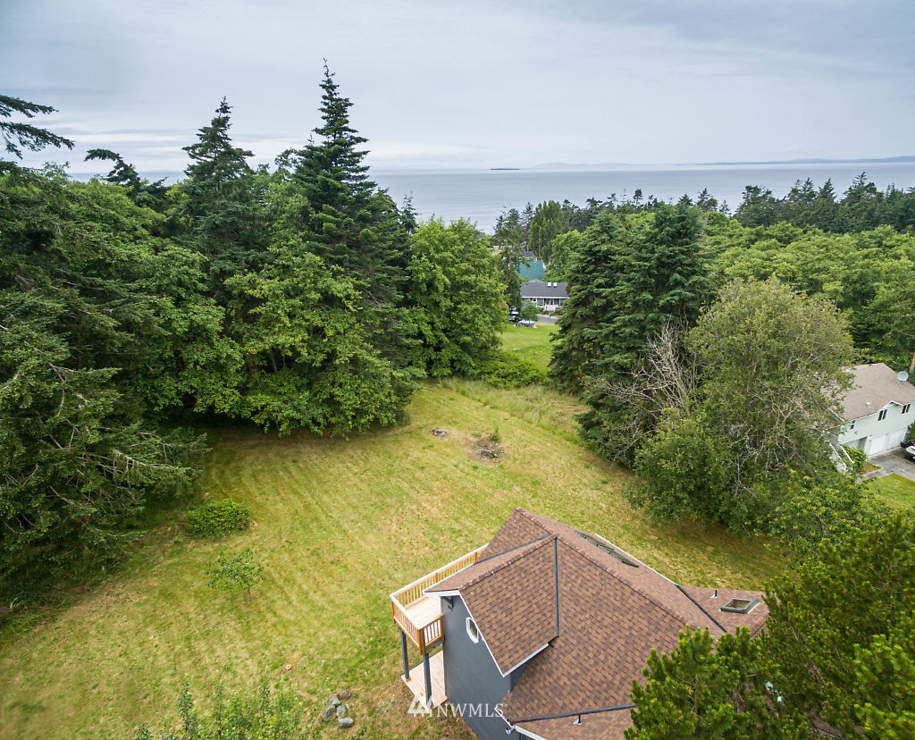 1451 North View Road Oak Harbor, WA 98277 - Photo 6 of 34 Gallery Image 6