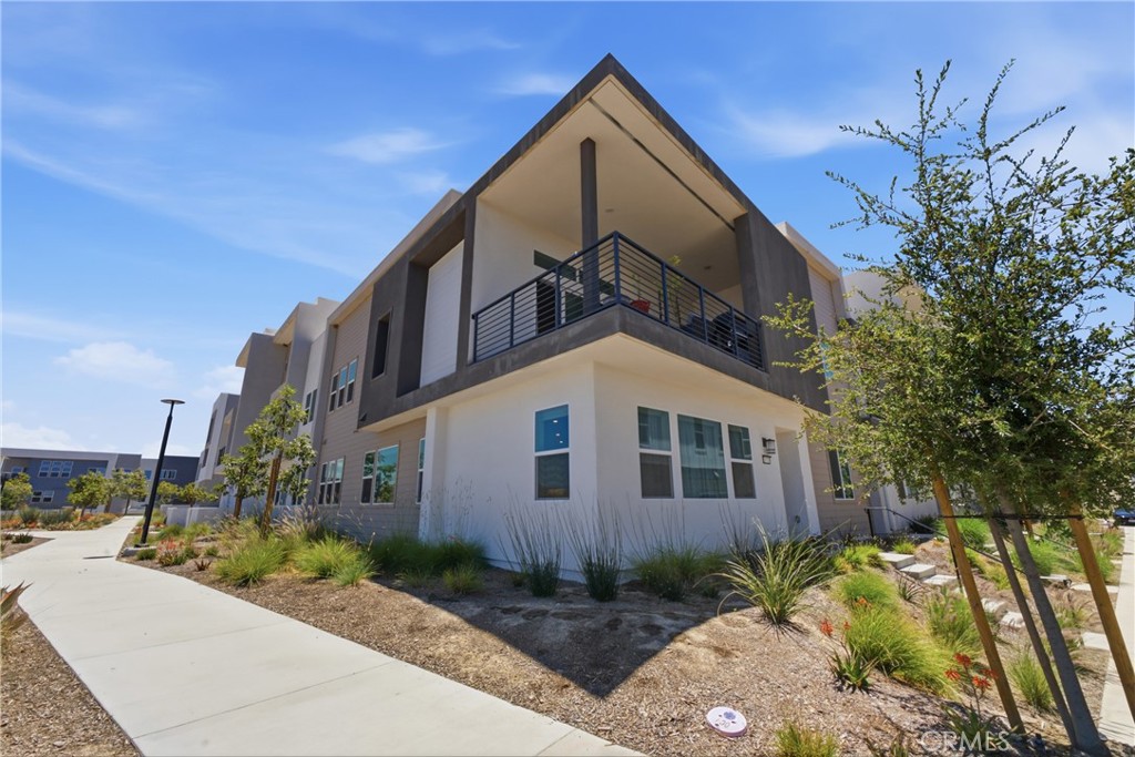 26729 Blue Hls Loop Valencia, CA 91381 - Photo 37 of 51
