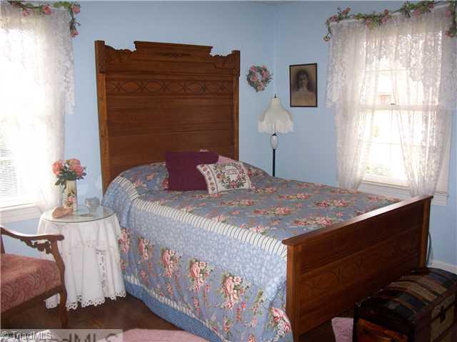 1413 Coventry Road High Point, NC 27262 - Photo 10 of 16 2nd Bedroom.