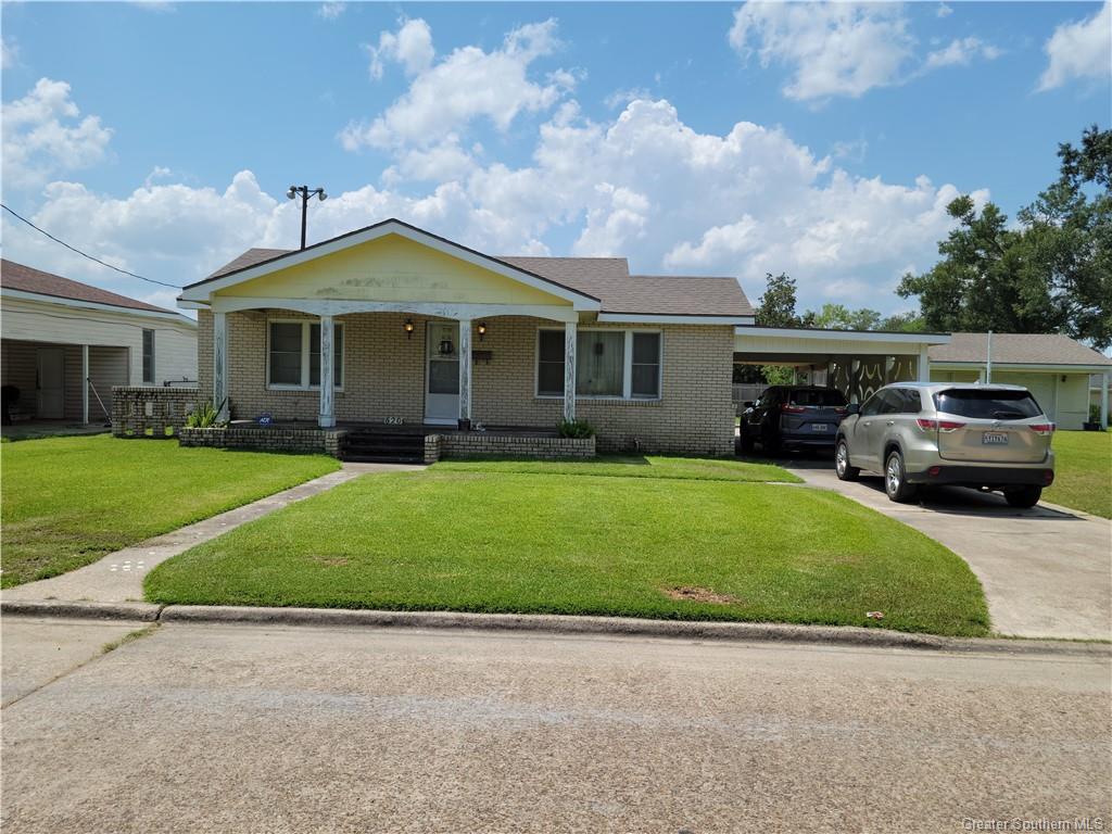 820 Azalea Street Lake Charles, LA 70607 - Photo 1 of 14 Gallery Image 1