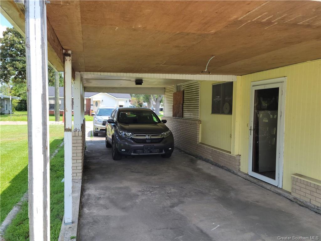 820 Azalea Street Lake Charles, LA 70607 - Photo 6 of 14 Gallery Image 6