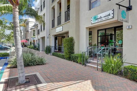 $959,000 | 1 Vantis Drive, Aliso Viejo, CA 92656