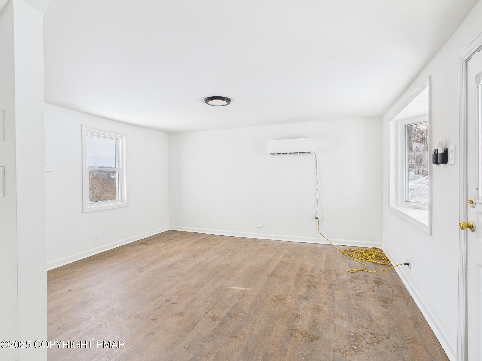 23 Middleburg Road White Haven, PA 18661 - Photo 4 of 23 a view of an empty room