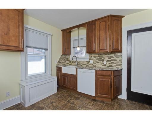 24 California Avenue Springfield, MA 01118 - Photo 11 of 30