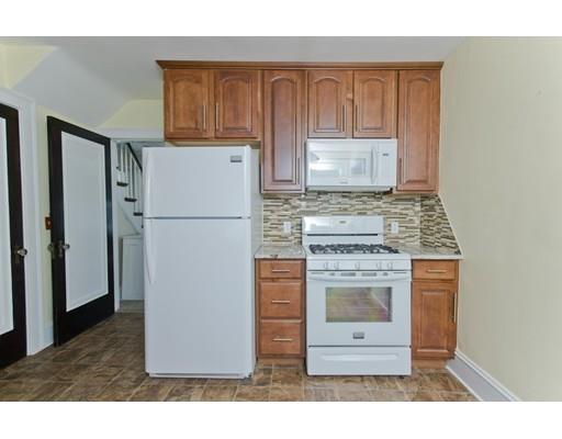 24 California Avenue Springfield, MA 01118 - Photo 13 of 30