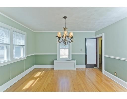 24 California Avenue Springfield, MA 01118 - Photo 15 of 30