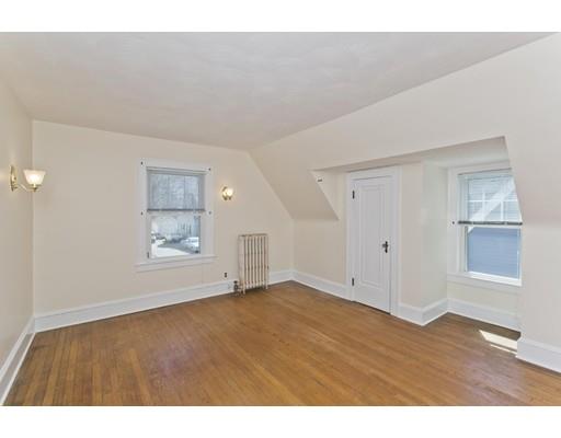 24 California Avenue Springfield, MA 01118 - Photo 18 of 30