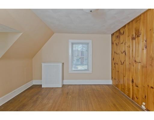 24 California Avenue Springfield, MA 01118 - Photo 20 of 30