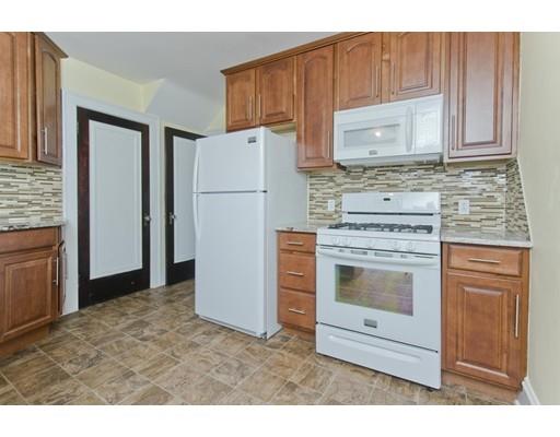24 California Avenue Springfield, MA 01118 - Photo 8 of 30
