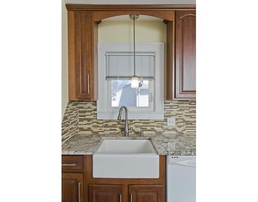 24 California Avenue Springfield, MA 01118 - Photo 10 of 30