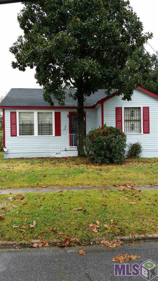 2030 Hemlock Street Baton Rouge, LA 70802 - Photo 1 of 7 Front