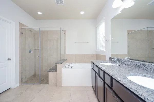 $3,200 | 7418 Wilson Reach Lane, Spring, TX 77389