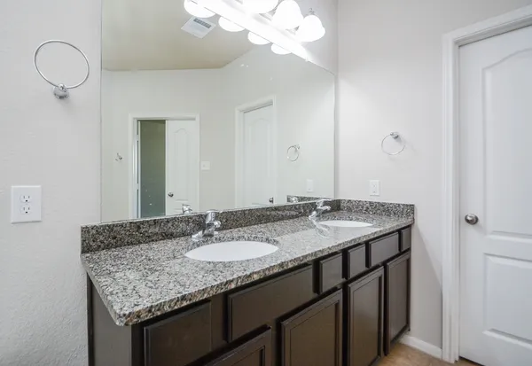 $3,200 | 7418 Wilson Reach Lane, Spring, TX 77389