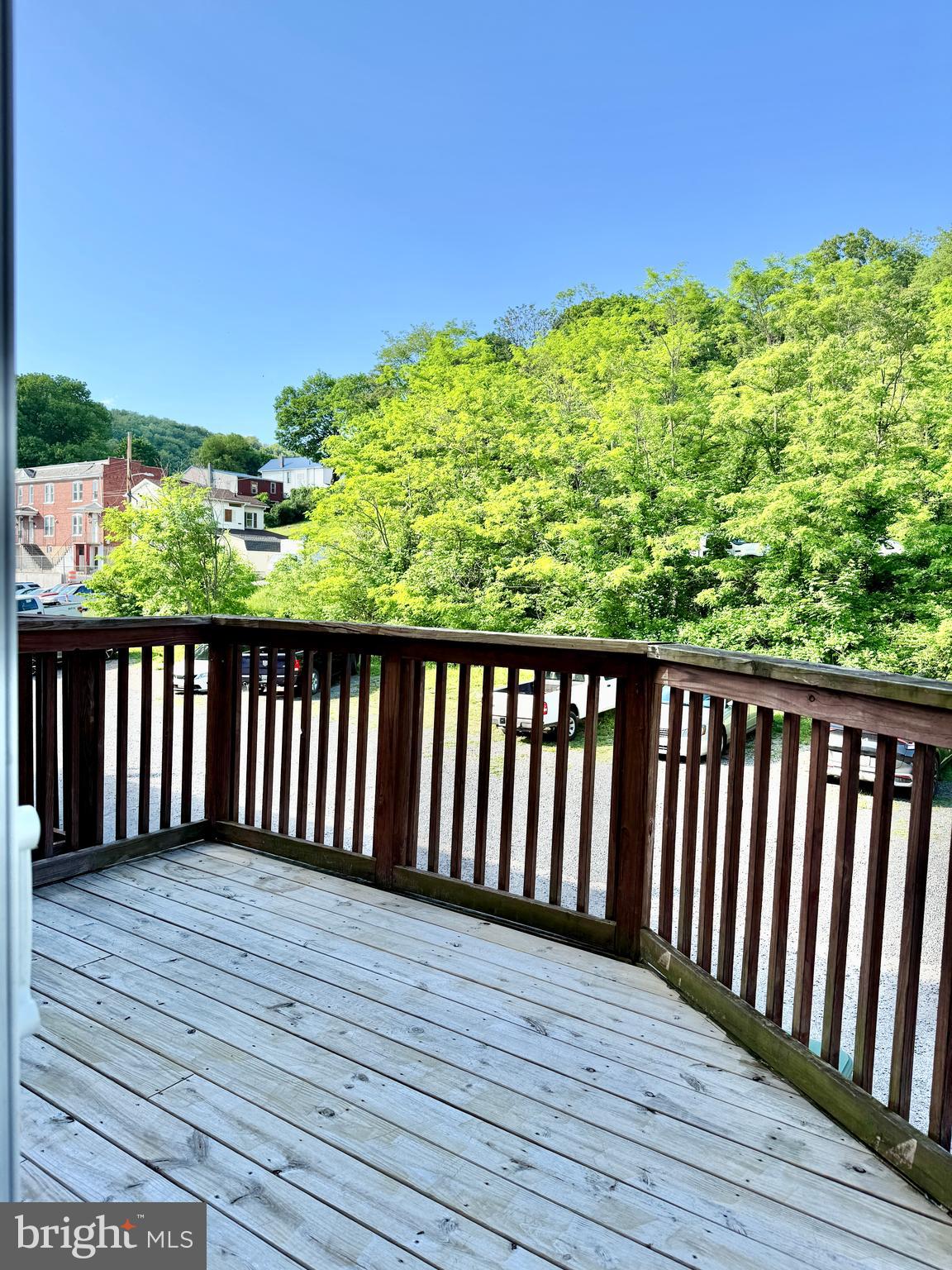 209 Decatur Street Cumberland, MD 21502 - Photo 22 of 50 COMFORTABLE OUTDOOR SPACE! DINING OUTDOORS!