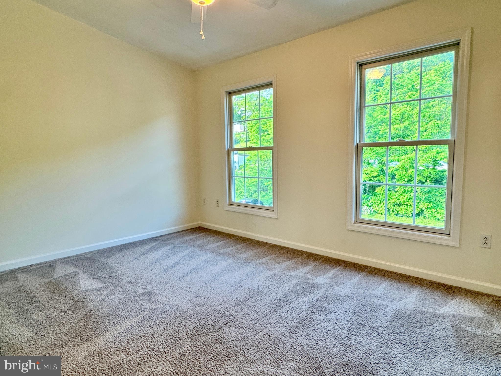 209 Decatur Street Cumberland, MD 21502 - Photo 31 of 50 UPPER LEVEL 2:
PRIMARY BEDROOM