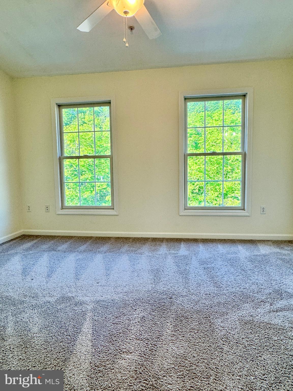 209 Decatur Street Cumberland, MD 21502 - Photo 33 of 50 UPPER LEVEL 2:
PRIMARY BEDROOM