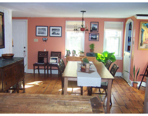257 Farrington Road Barre, MA 01005 - Photo 3 of 6 Gallery Image 3