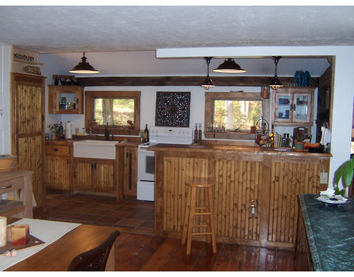 257 Farrington Road Barre, MA 01005 - Photo 4 of 6 Gallery Image 4