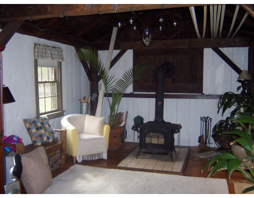 257 Farrington Road Barre, MA 01005 - Photo 5 of 6 Gallery Image 5
