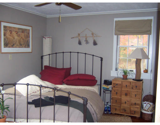 257 Farrington Road Barre, MA 01005 - Photo 6 of 6 Gallery Image 6
