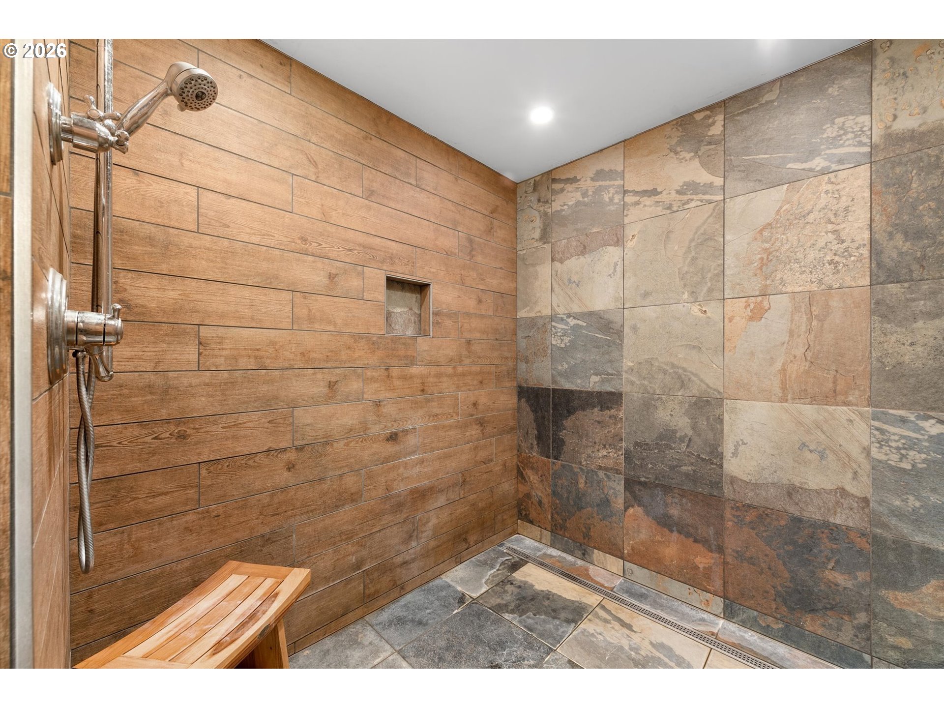 60989 Old Ski Run Road Joseph, OR 97846 - Photo 18 of 46 a bathroom with a shower