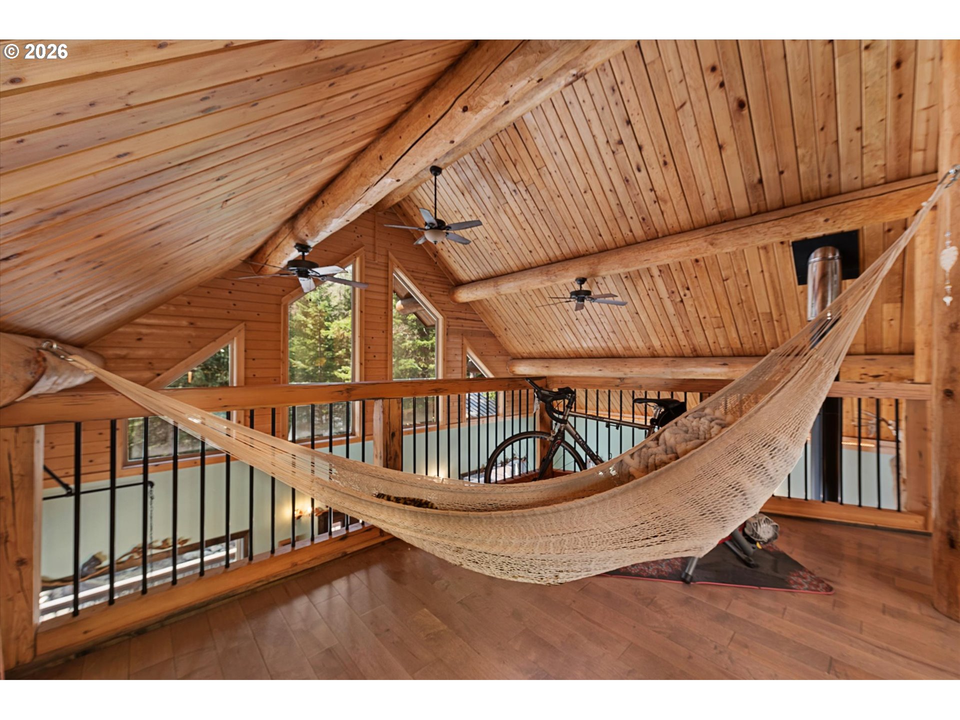 60989 Old Ski Run Road Joseph, OR 97846 - Photo 25 of 46 a view of entryway with wooden floor