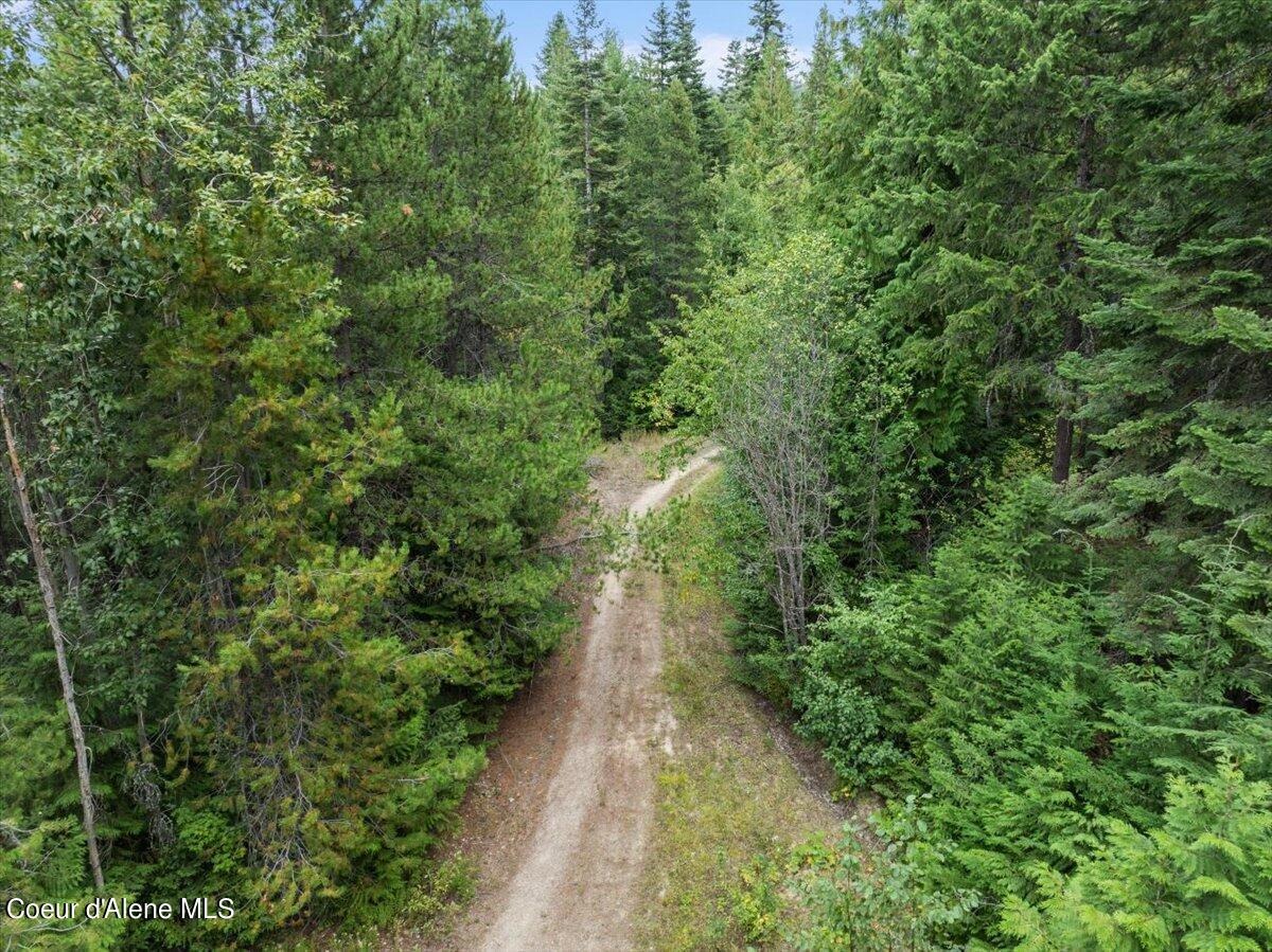 Nka 20-ac Schneiders Road Sagle, ID 83860 - Photo 23 of 49 17-Aerial driveway