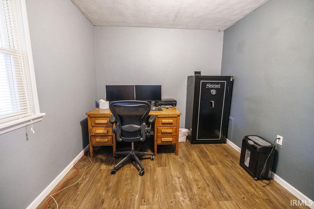 3865 Bakers School Road Spencer, IN 47460 - Photo 3 of 36