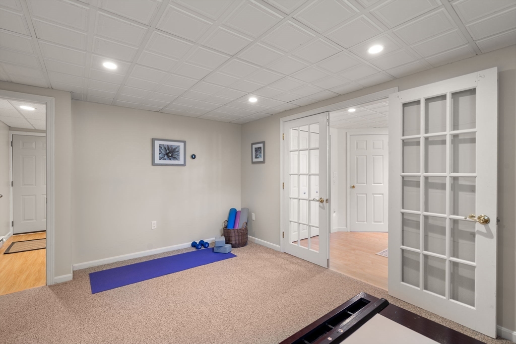 22 Crest Road Framingham, MA 01702 - Photo 27 of 38 Gallery Image 27
