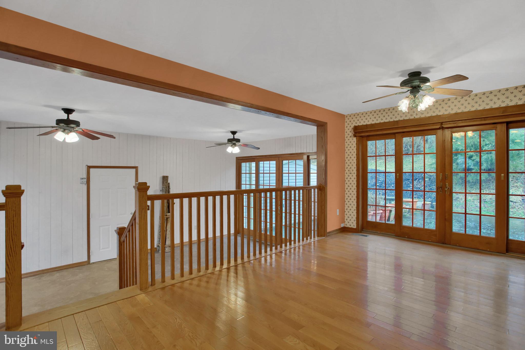 27 Junction Road Dillsburg, PA 17019 - Photo 13 of 49 Dining Room