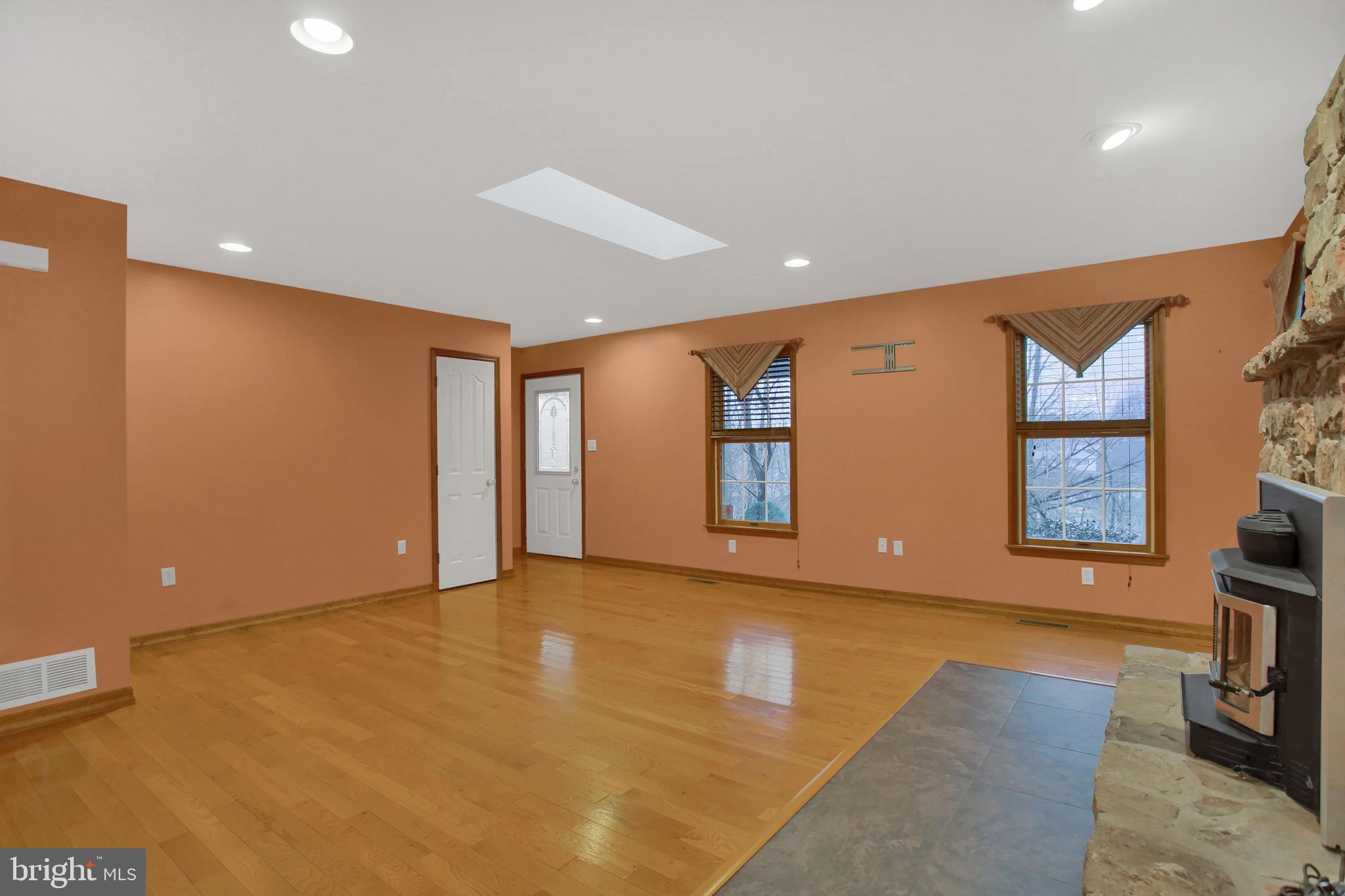 27 Junction Road Dillsburg, PA 17019 - Photo 21 of 49 Gallery Image 21