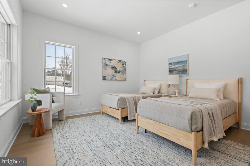 16 Bellflower Lane Newtown Square, PA 19073 - Photo 20 of 26 Bedroom 2 with En Suite Bath