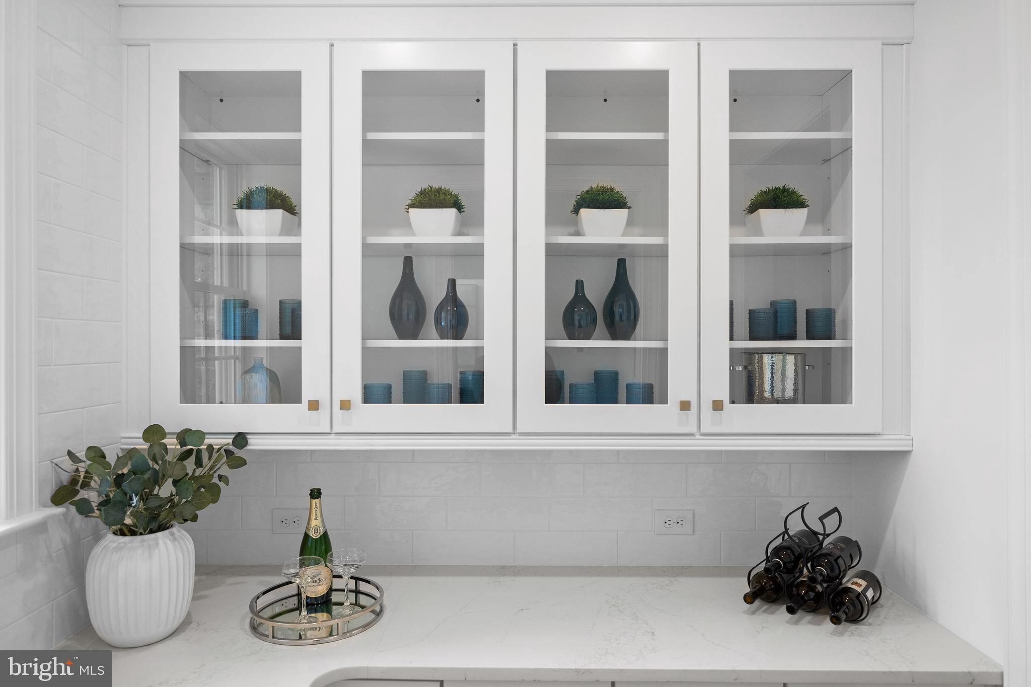 16 Bellflower Lane Newtown Square, PA 19073 - Photo 6 of 26 Butler's Pantry with Serving Area